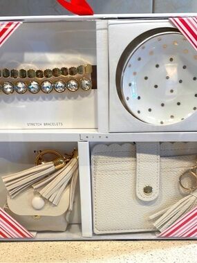 Leith Cream Wallet and Tassel Keychain Gift Set with Gold Accents